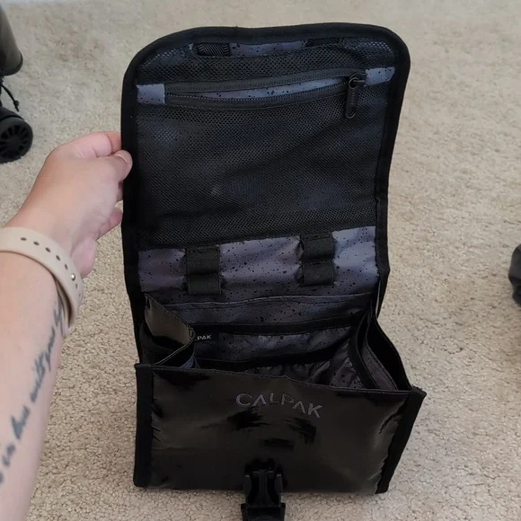 Calpak Terra Hanging Toiletry Bag in Obsidian - Picture 5 of 6